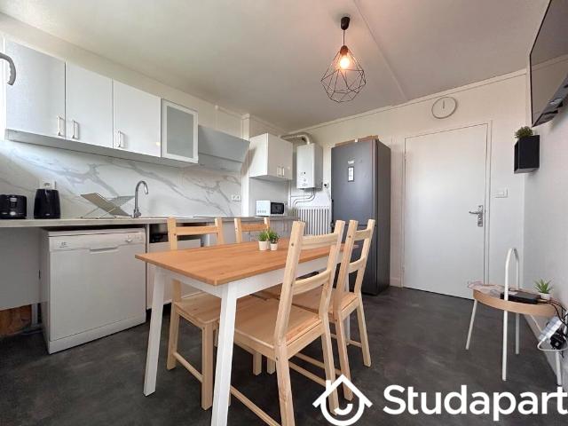 Chambre dans une colocation de 9m2