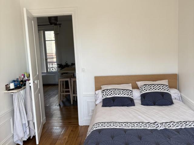 Chambre dans une collocation à Courbevoie