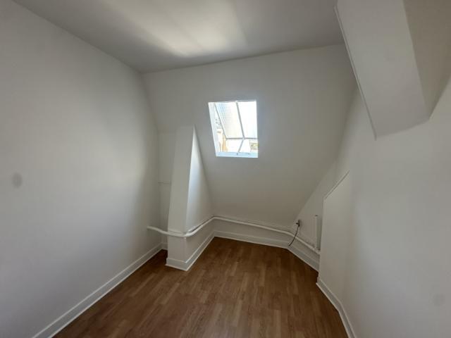 Chambre de service à Paris 16