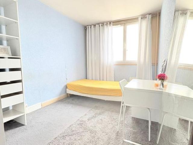 Chambre de 15m2 à louer sur Issy les Moulineaux