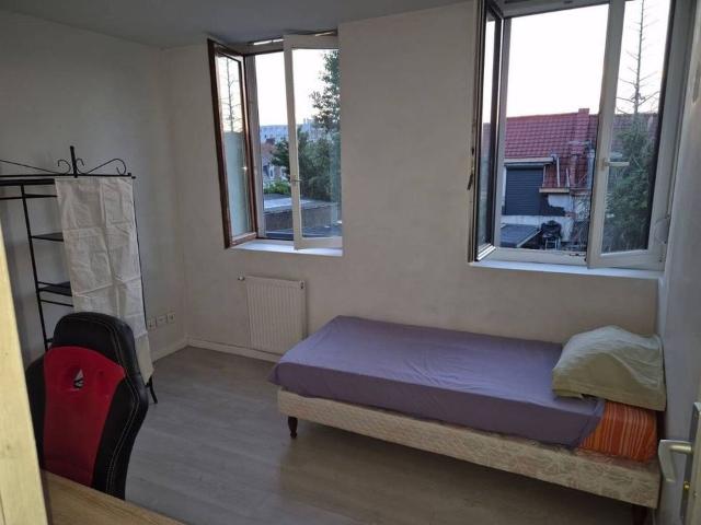 Chambre de 15m2 à louer sur Roubaix