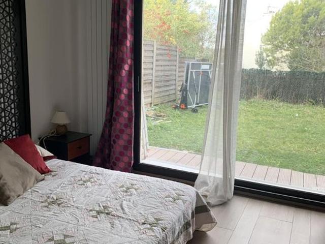Chambre de 17m2 à louer sur L'Haÿ les Roses