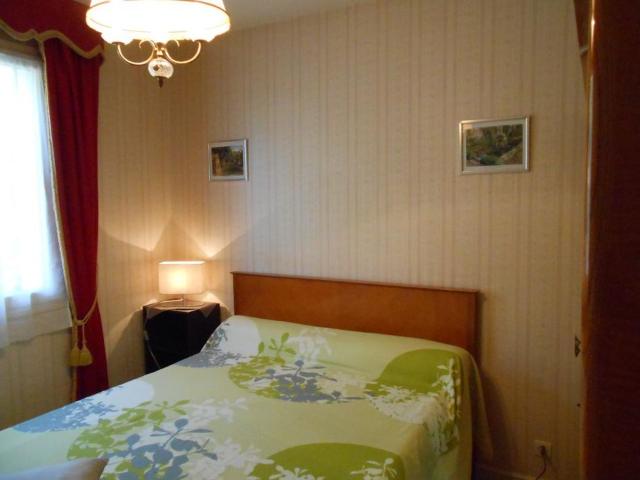 Chambre de 11m2 à louer sur Laval