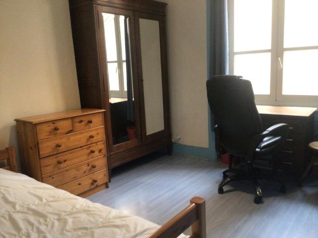 Chambre de 12m2 à louer sur Lyon 07