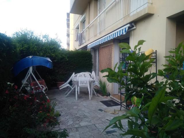 Chambre de 12m2 à louer sur Nice