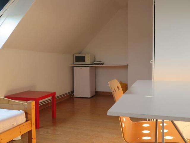 Chambre de 12m2 à louer sur Salouël