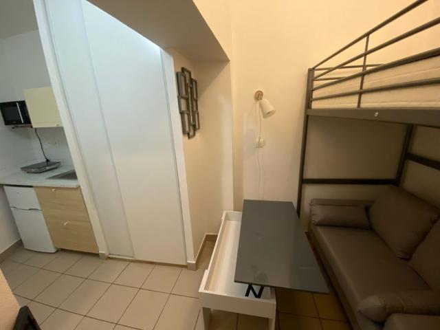 Chambre de 12m2 à louer sur Paris 01