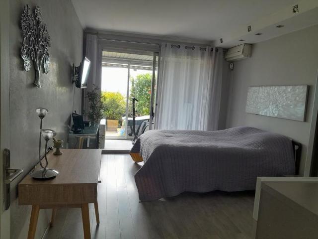Chambre de 24m2 à louer sur Cagnes sur Mer