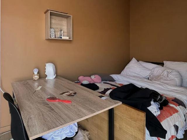 Chambre de 23 m2 à Clichy la Garenne