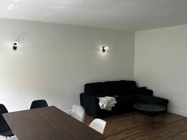 Chambre dispo dans une superbe maison 120m²
