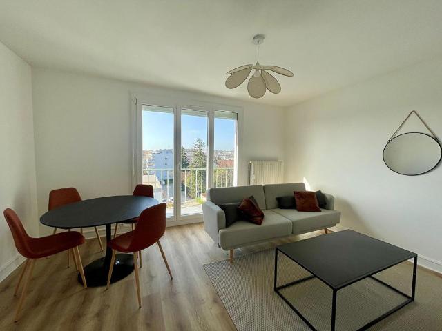 CHAMBRE DISPONIBLE à LA COLOCATION: Appartement Besancon 4 pièce s 67 m2