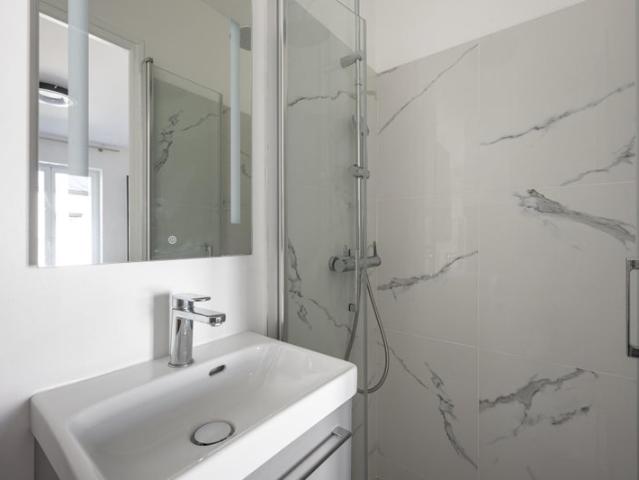 Chambre disponible appartement Paris 75018