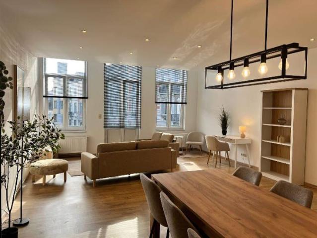 Chambre disponible dans une colloc intra muros !