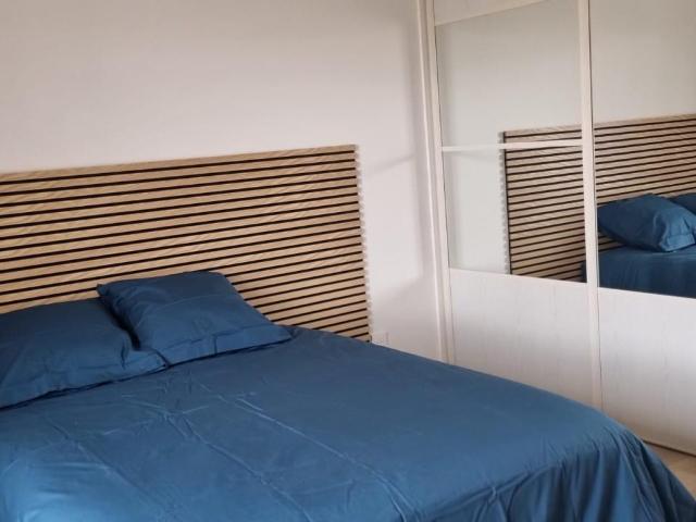Chambre disponible dans colocation meublée