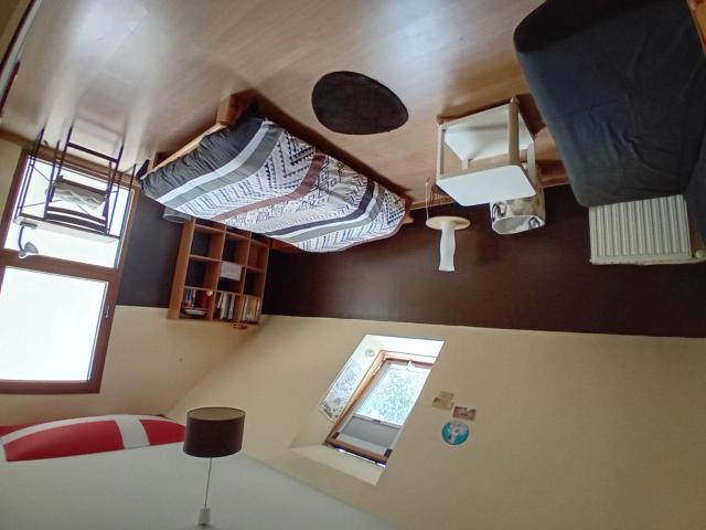 Chambre étudiante chez habitant lumineuse