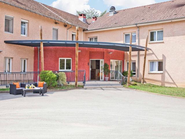 Chambre EHPAD de 18 m² à Chozeau Lot LMNP géré par DOMIDEP Revenu locatif immédiat 6,11 %