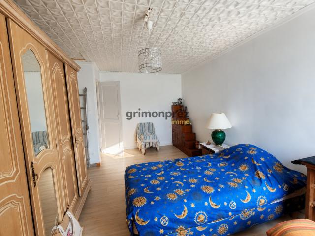 CHAMBRE EN COLOCATION 12m2 15 MINUTES À PIED METRO ROUBAIX SECTEUR MACKELLERIE