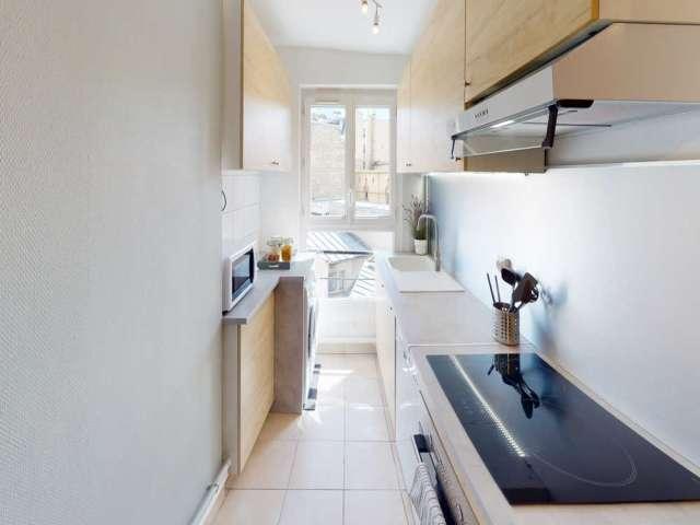 Chambre en colocation à louer à Ternes Maillot, Paris