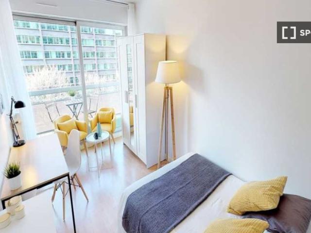 Chambre dans colocation de 3 chambres à Entrée de Ville, Clichy