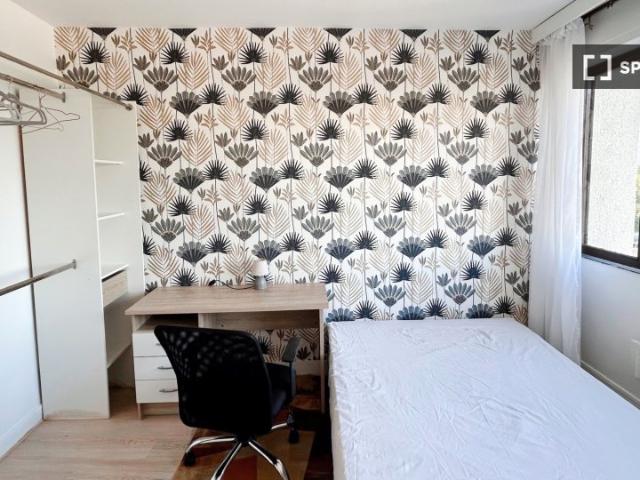 Chambre en colocation à louer, Créteil