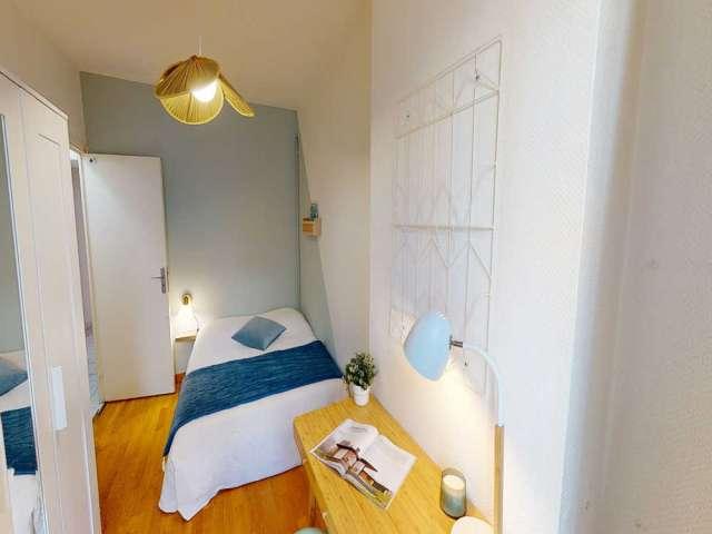 Chambre en colocation à louer à Muette Nord, Paris