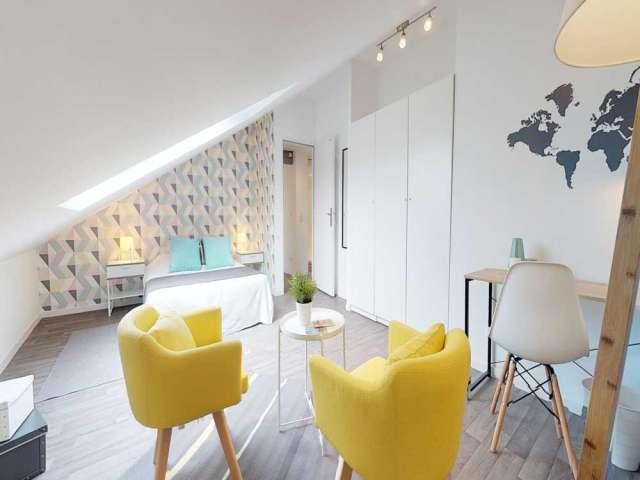 Chambre en colocation à louer à Moulins, Lille