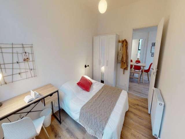Chambre en colocation à louer à Bac Bécon Flachat, Paris