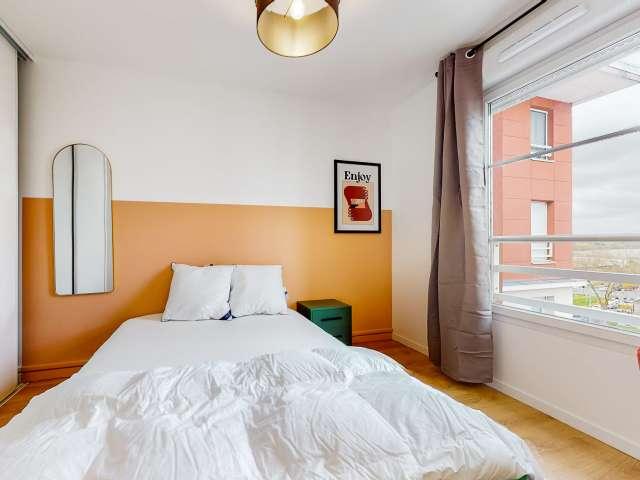 Chambre en colocation à louer à Bézons, Paris