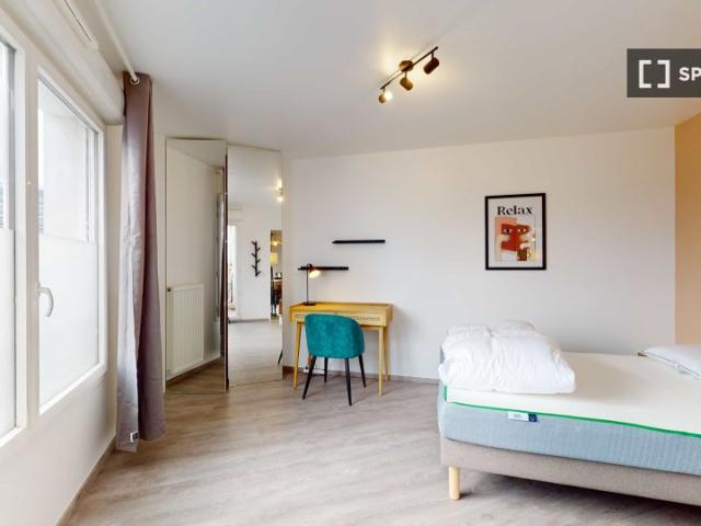 Chambre en colocation à louer à Bézons, Paris