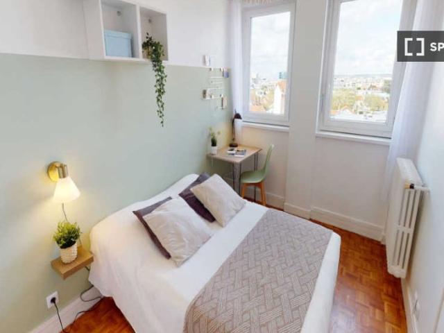 Chambre à louer dans un appartement partagé de 5 chambres à Cœur de Ville