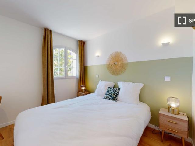 Chambre en colocation à louer à Cachan, Paris