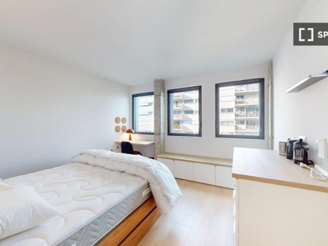 Chambre en colocation à louer à Cambronne Garibaldi