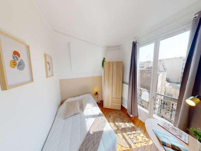 Chambre en colocation à louer à Clignancourt, Paris