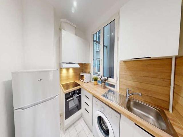 Chambre en colocation à louer à Clignancourt, Paris