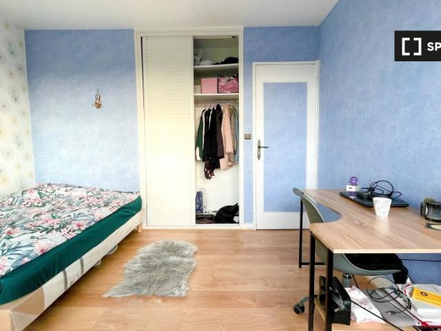 Chambre en colocation à louer à Créteil, Paris