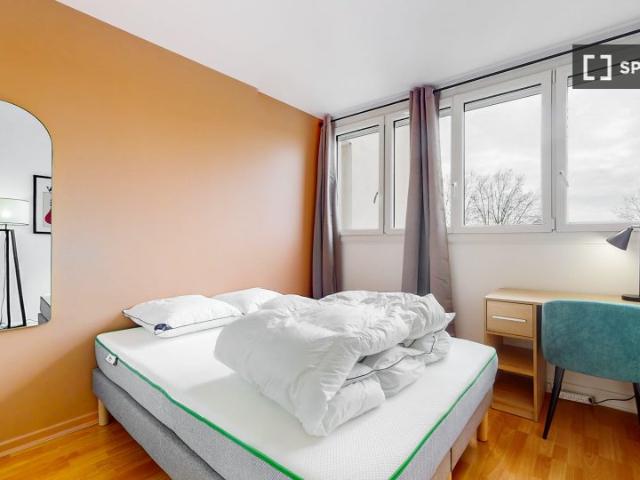 Chambre en colocation à louer à Échat Champeval, Paris