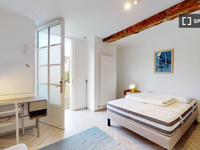 Chambre en colocation à louer à Fontainebleau