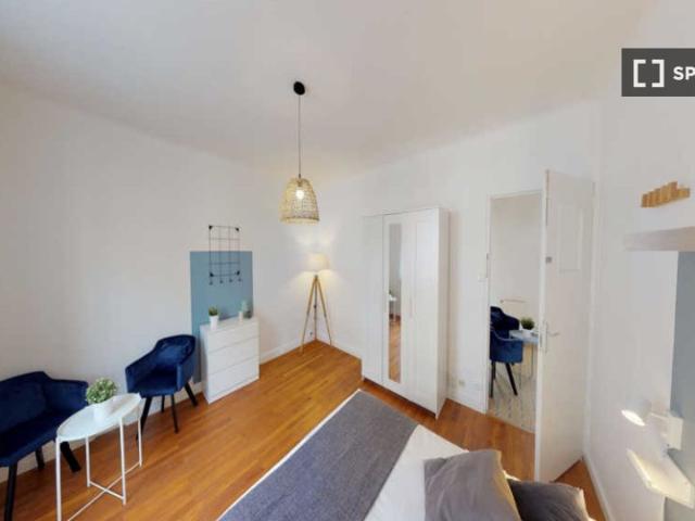 Chambre dans un appartement partagé de 5 chambres à Guillotière, Lyon