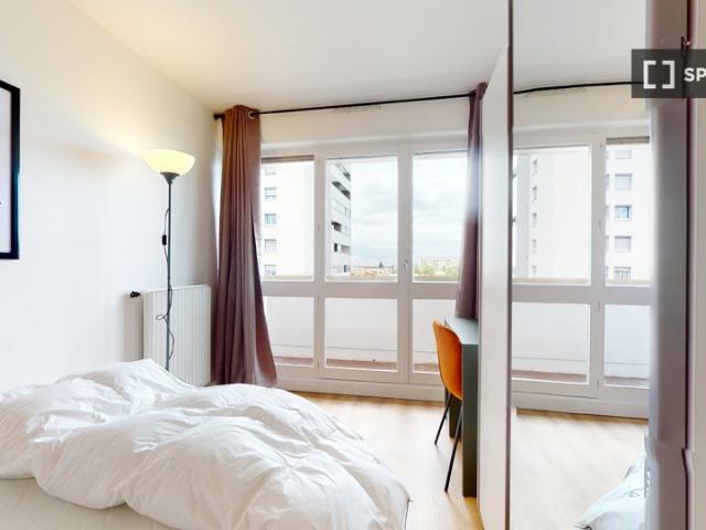 Chambre en colocation à louer à Gennevilliers, Paris