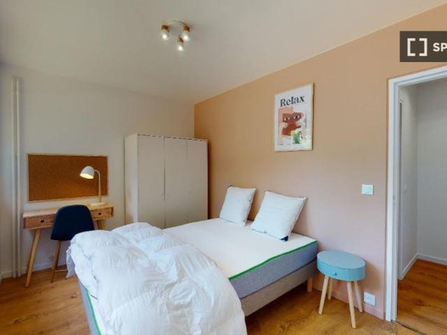 Chambre en colocation à louer à Jean Moulin Beaumonts, Paris
