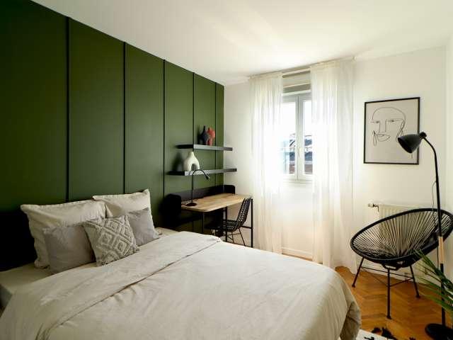 Chambre en colocation à louer à La Plaine, Paris