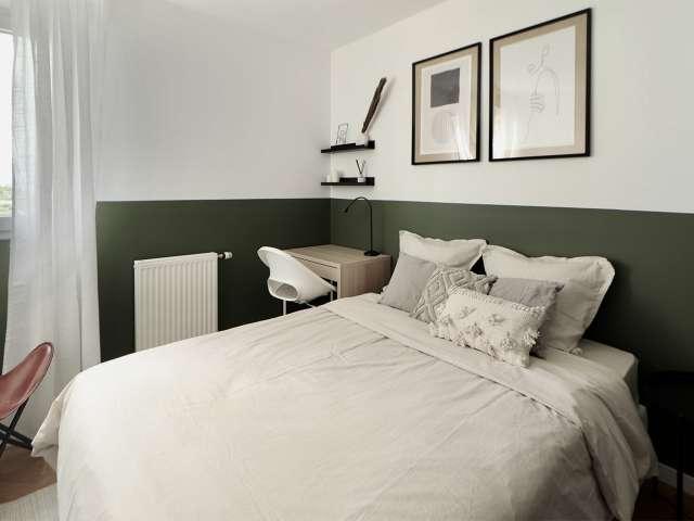 Chambre en colocation à louer à La Plaine, Paris