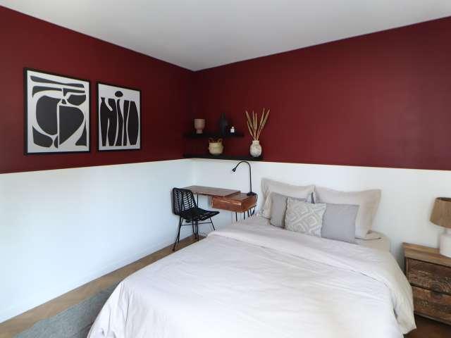 Chambre en colocation à louer à La Plaine, Paris