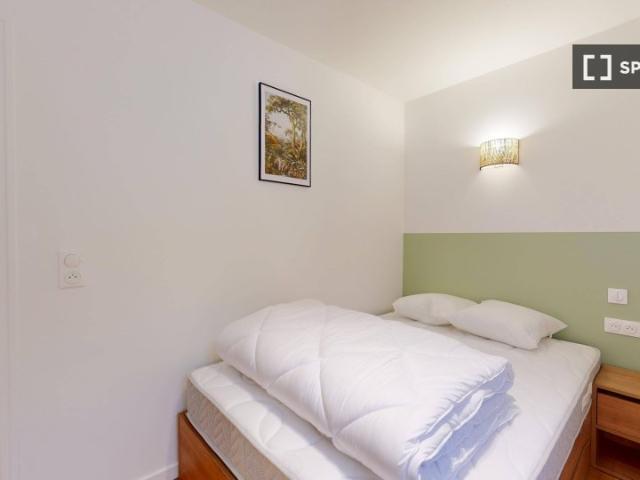 Chambre en colocation à louer à l'agence Sarre, Paris