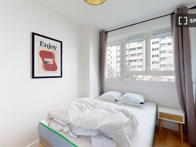 Chambre en colocation à louer à Puteaux, Paris