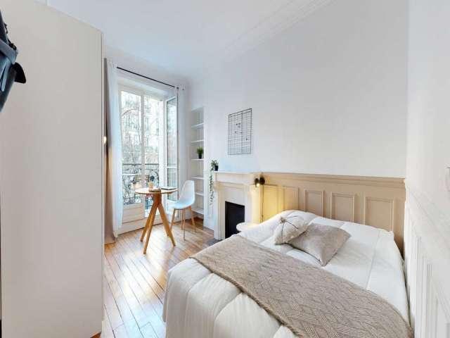 Chambre en colocation à louer à Paris