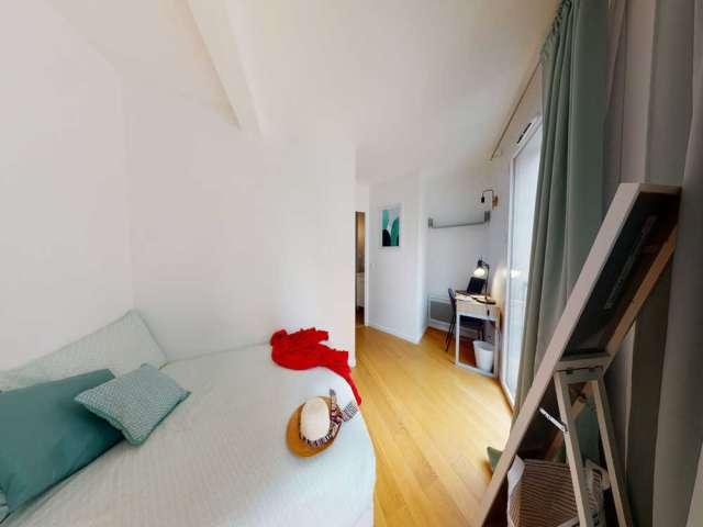 Chambre en colocation à louer à Porte des Lilas, Paris