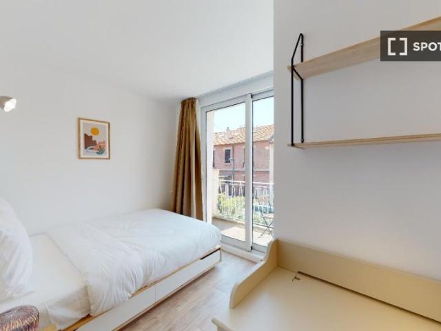 Chambre en colocation à louer à Romainville, Paris