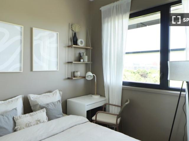 Chambre en colocation à louer à Rosa Parks Macdonald, Paris