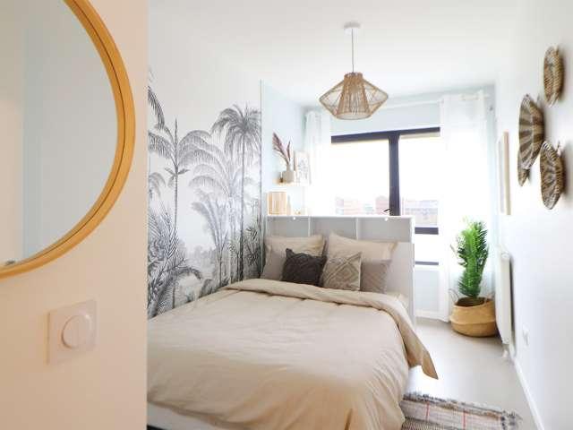Chambre en colocation à louer à Rosa Parks, Paris